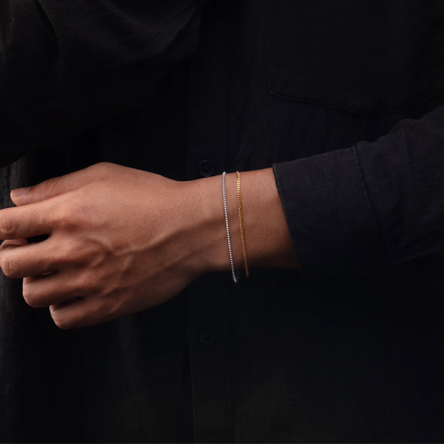 Minimal Curb Bracelet