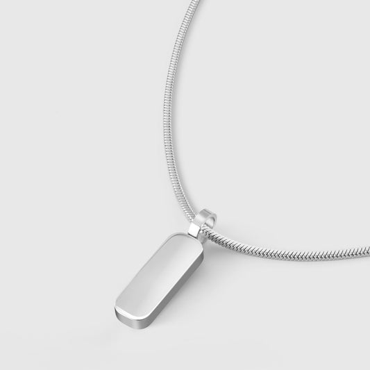 Minimal Pendant & Square Chain