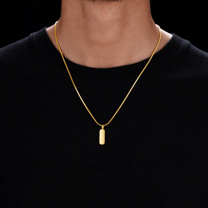 Minimal Pendant & Square Chain